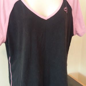 Harley Davidson short sleeves tee shirt.  With HD